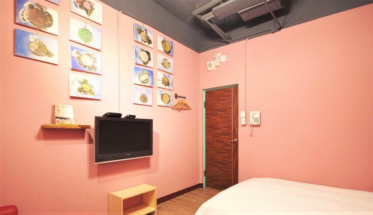 Dongning Atlas Hotel Tainan Exterior photo
